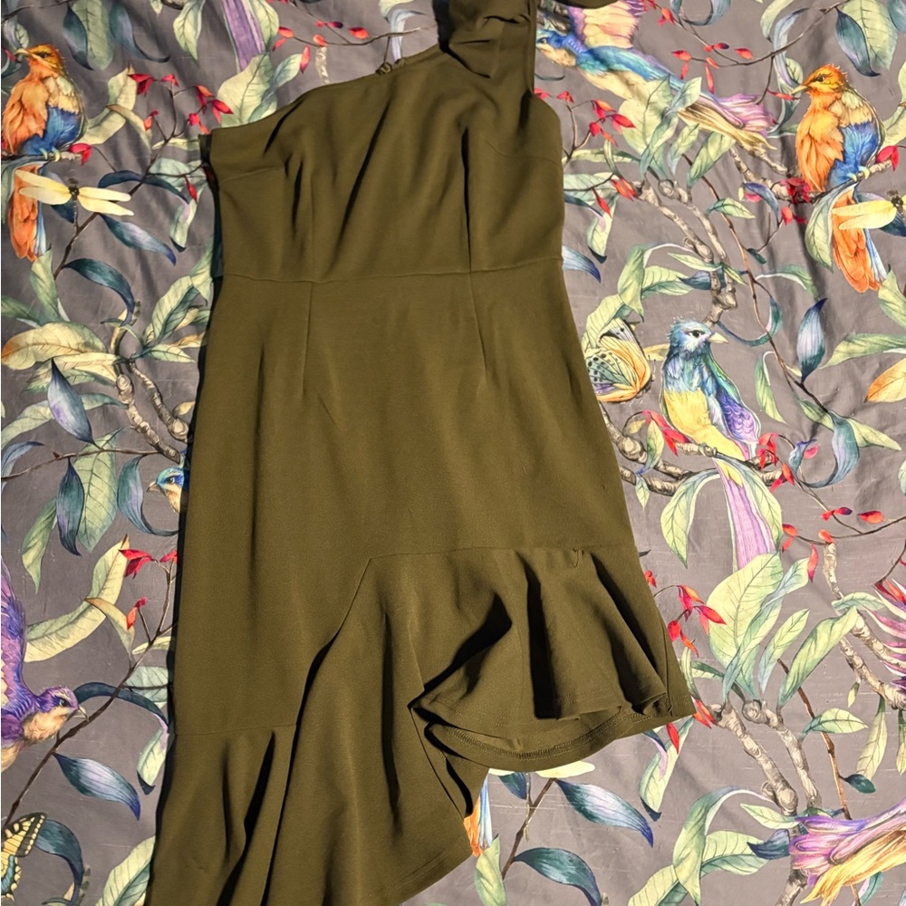 Amazon Green Pleated One-Shoulder Cocktail Dress